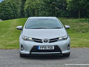 Toyota Auris thumbnail