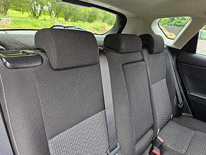 Toyota Auris thumbnail
