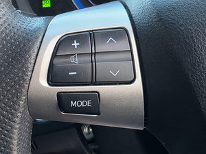 Toyota Auris thumbnail