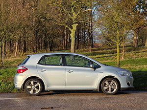 Toyota Auris thumbnail