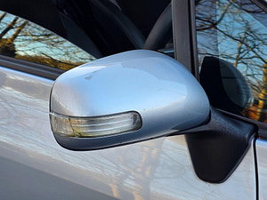 Toyota Auris thumbnail