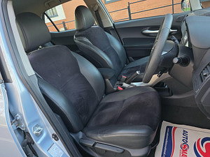 Toyota Auris thumbnail