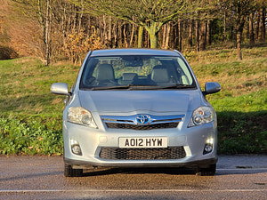 Toyota Auris thumbnail