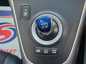 Toyota Auris thumbnail