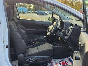 Toyota Yaris thumbnail