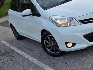 Toyota Yaris thumbnail
