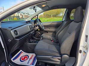 Toyota Yaris thumbnail