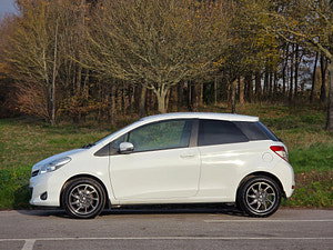 Toyota Yaris thumbnail
