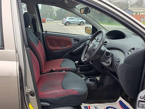 Toyota Yaris thumbnail
