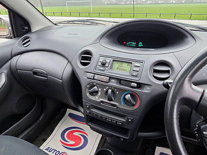 Toyota Yaris thumbnail