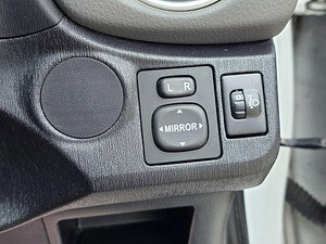 Toyota Yaris thumbnail