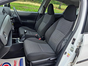 Toyota Yaris thumbnail