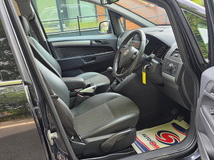 Vauxhall Zafira thumbnail
