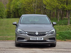 Vauxhall Astra thumbnail