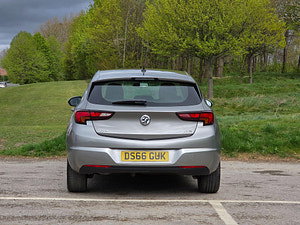 Vauxhall Astra thumbnail
