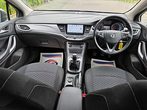 Vauxhall Astra thumbnail