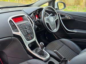 Vauxhall Astra GTC thumbnail