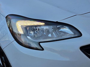 Vauxhall Corsa thumbnail