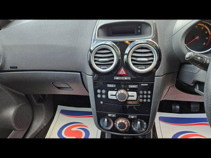 Vauxhall Corsa thumbnail