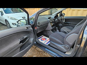 Vauxhall Corsa thumbnail