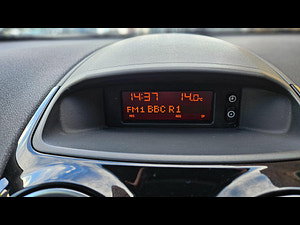 Vauxhall Corsa thumbnail