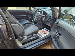 Vauxhall Corsa thumbnail