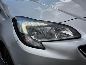 Vauxhall Corsa thumbnail