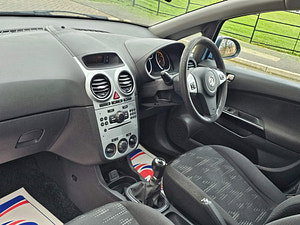 Vauxhall Corsa thumbnail