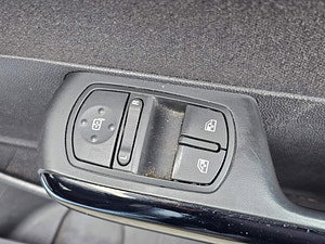 Vauxhall Corsa thumbnail