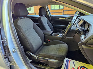 Vauxhall Insignia thumbnail