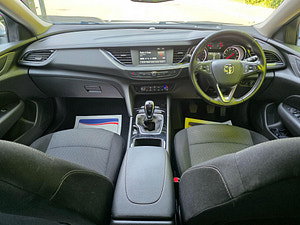 Vauxhall Insignia thumbnail