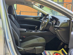 Vauxhall Insignia thumbnail