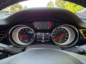 Vauxhall Insignia thumbnail