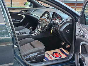 Vauxhall Insignia thumbnail