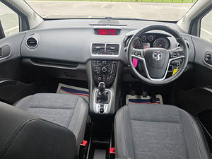 Vauxhall Meriva thumbnail