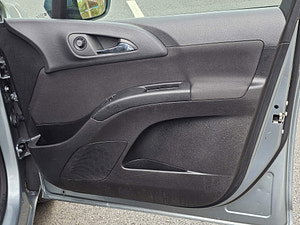 Vauxhall Meriva thumbnail