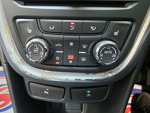 Vauxhall Mokka thumbnail