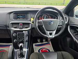 Volvo V40 thumbnail