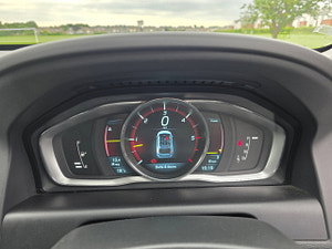 Volvo XC60 thumbnail