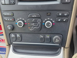 Volvo XC90 thumbnail