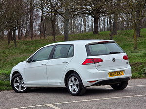 Volkswagen Golf thumbnail