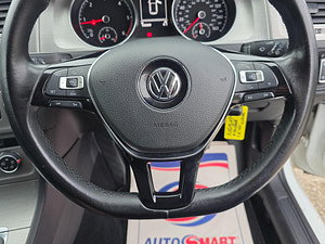 Volkswagen Golf thumbnail