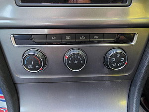 Volkswagen Golf thumbnail