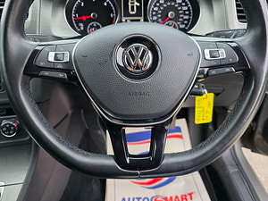 Volkswagen Golf thumbnail
