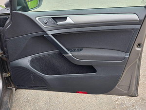 Volkswagen Golf thumbnail