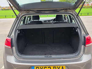 Volkswagen Golf thumbnail