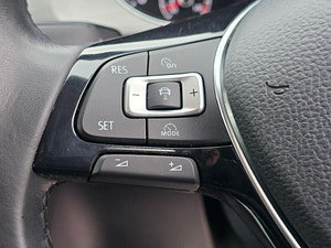 Volkswagen Golf thumbnail