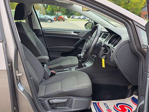 Volkswagen Golf thumbnail