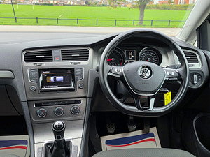 Volkswagen Golf thumbnail