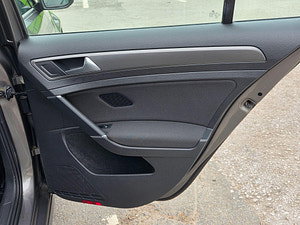 Volkswagen Golf thumbnail